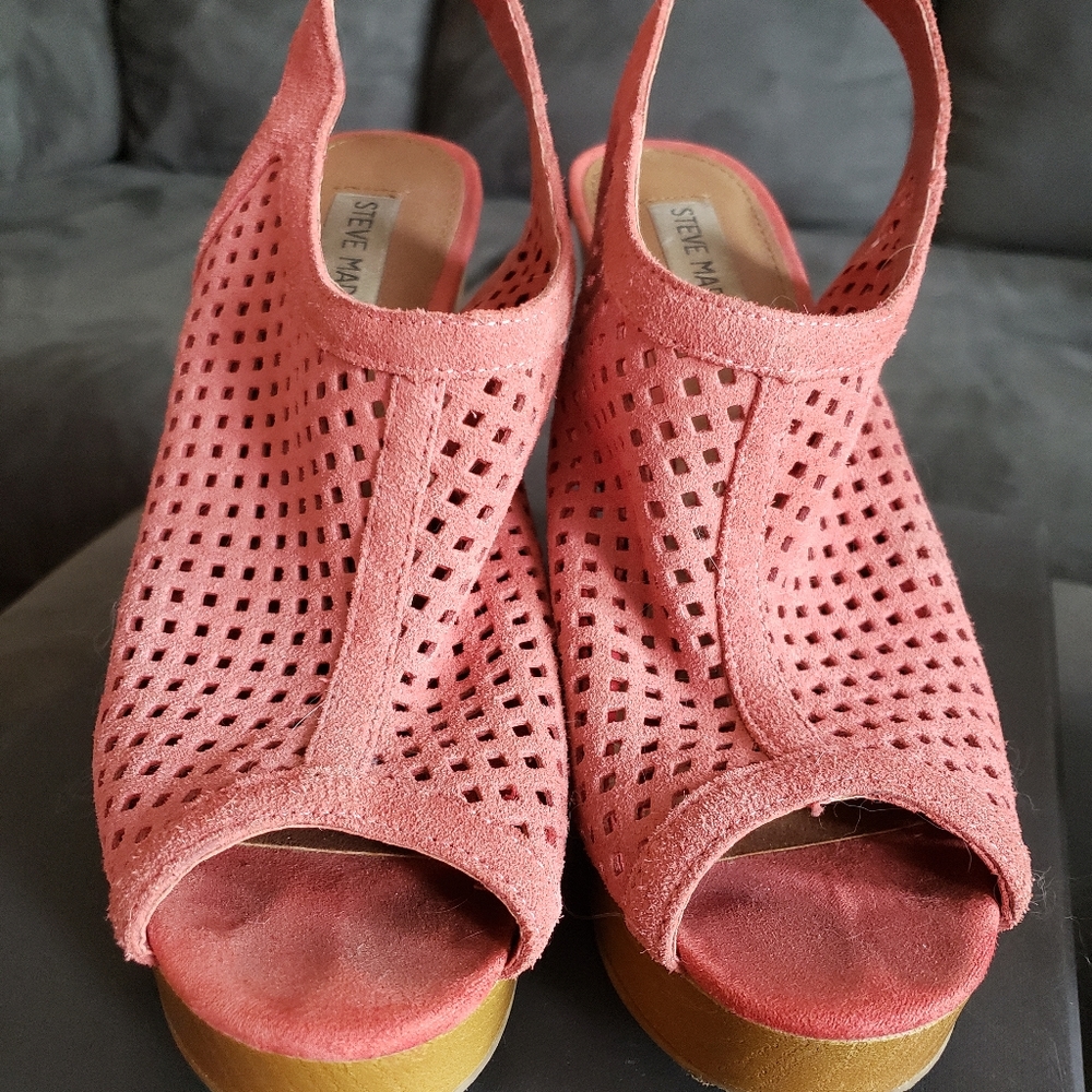 Shoes - Picture 9 of 11